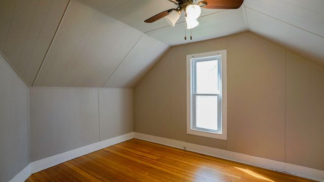 2002 FRONT Street, Blair, NE 68008