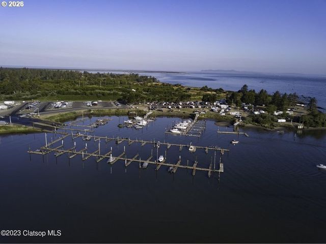 1110 Se BUGLE Ave, Warrenton, OR 97146