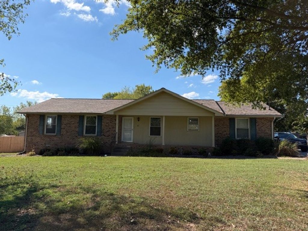 287 Old Shackle Island Rd, Hendersonville, TN 37075