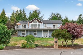 14 Zermatt Court, Camano Island, WA 98282