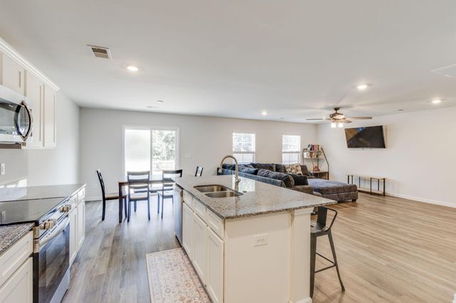 1443 Whirlaway Lane, Lexington, SC 29073
