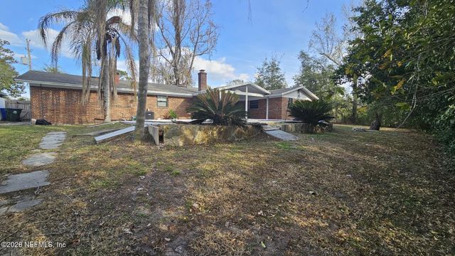 1720 BAY Circle W, Orange Park, FL 32073
