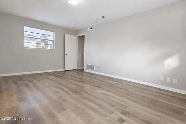 1720 BAY Circle W, Orange Park, FL 32073