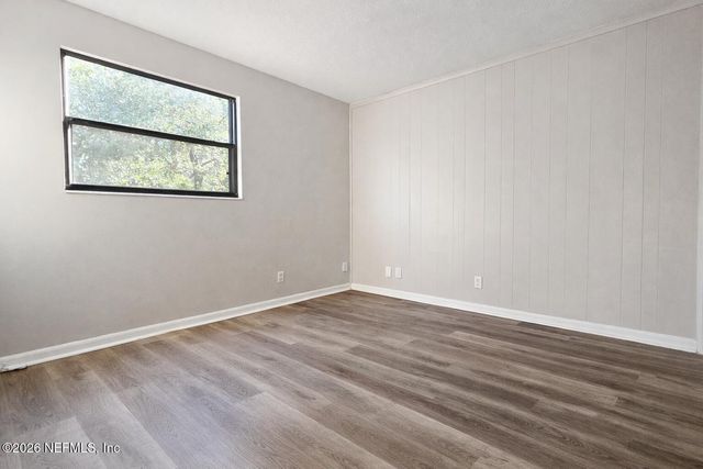 1720 BAY Circle W, Orange Park, FL 32073