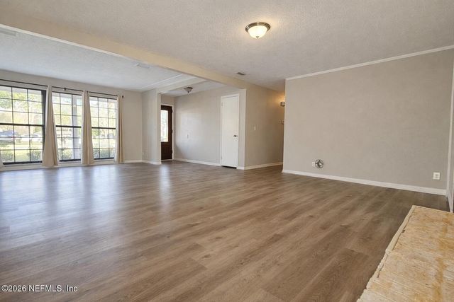 1720 BAY Circle W, Orange Park, FL 32073