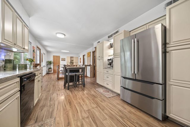299 Woodsview Drive, Canal Winchester, OH 43110