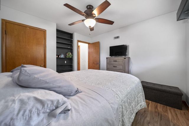 299 Woodsview Drive, Canal Winchester, OH 43110