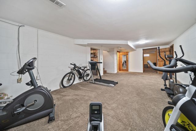 299 Woodsview Drive, Canal Winchester, OH 43110