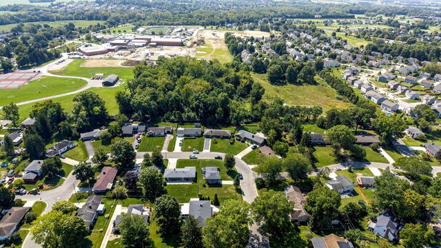 299 Woodsview Drive, Canal Winchester, OH 43110