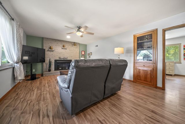 299 Woodsview Drive, Canal Winchester, OH 43110