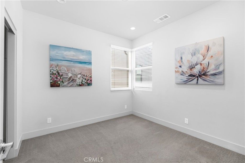 Image 22 of property listing at 121 Novel, Irvine, CA 92618