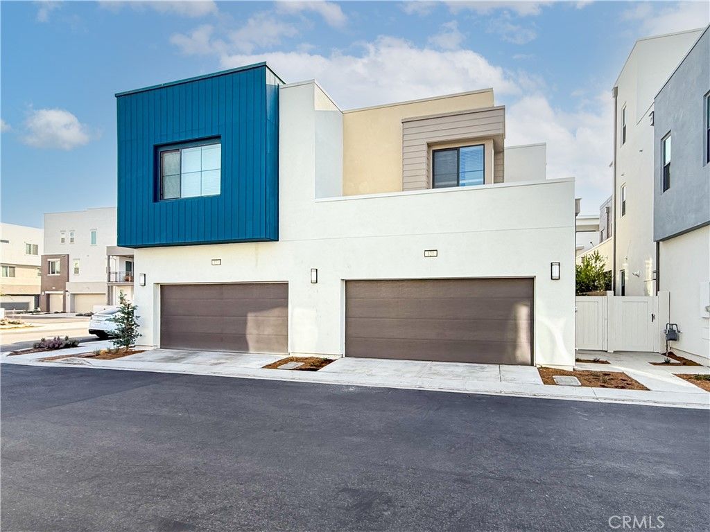 Image 35 of property listing at 121 Novel, Irvine, CA 92618