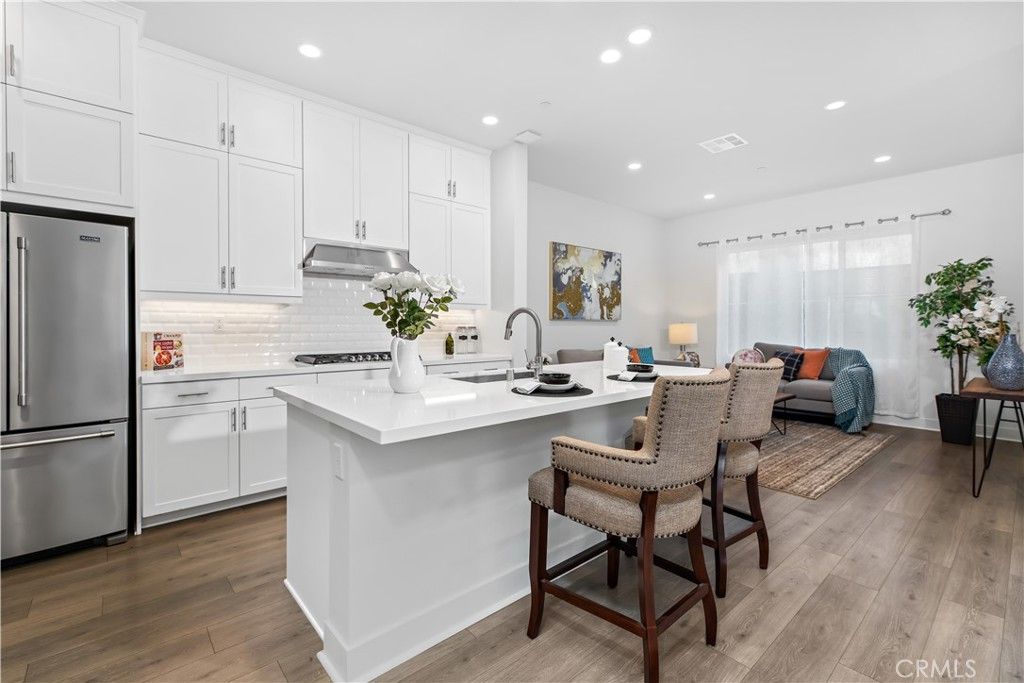 Image 8 of property listing at 121 Novel, Irvine, CA 92618