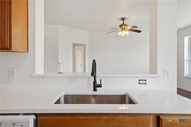 118 Invierno Street, Kyle, TX 78640