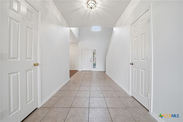 118 Invierno Street, Kyle, TX 78640