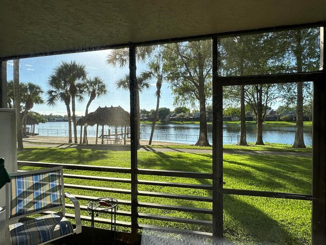 1101 Colony Point Circle 108, Pembroke Pines, FL 33026