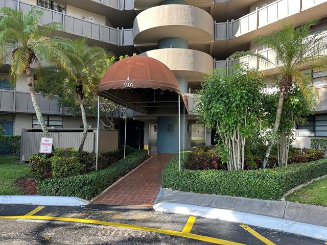 1101 Colony Point Circle 108, Pembroke Pines, FL 33026