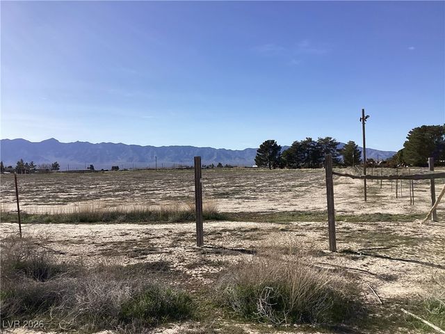 7801 Squaw Valley Road, Pahrump, NV 89061