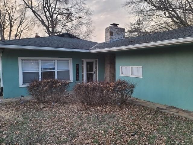 300 W 1st Street, Lee's Summit, MO 64063