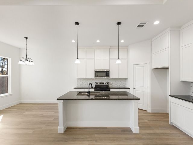 111 W Farmers Road, Seagoville, TX 75159