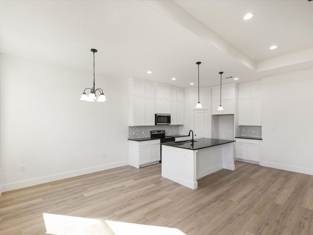 111 W Farmers Road, Seagoville, TX 75159