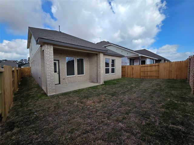 19039 Magnolia Willow Lane, Magnolia, TX 77355