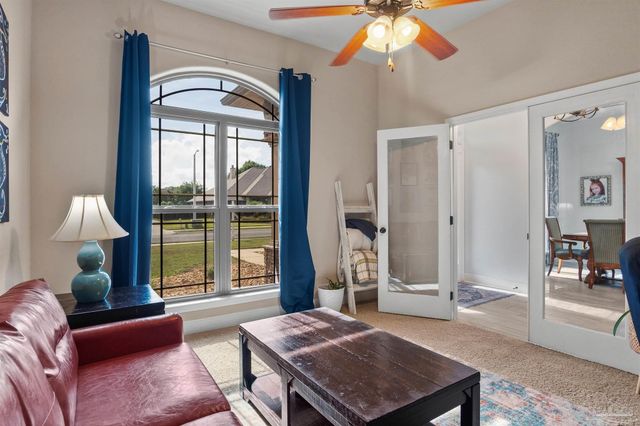 5580 Madelines Way, Pace, FL 32571