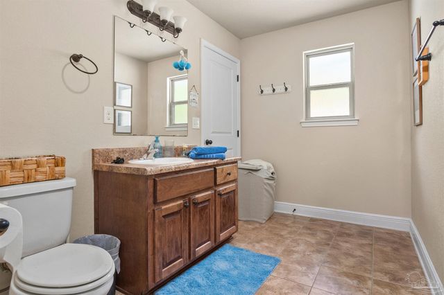 5580 Madelines Way, Pace, FL 32571