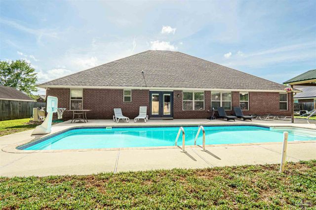 5580 Madelines Way, Pace, FL 32571