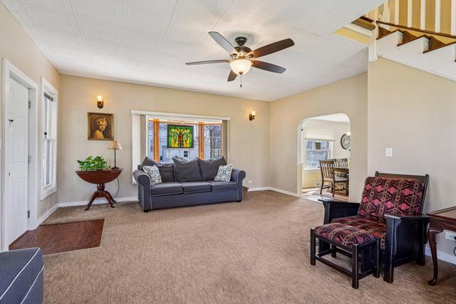 171 W Main STREET, Fontana, WI 53125