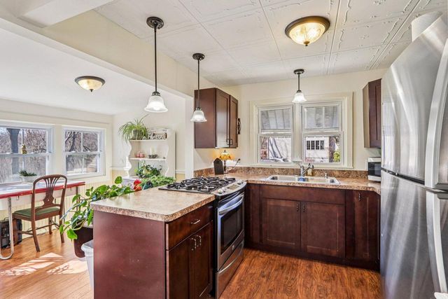 171 W Main STREET, Fontana, WI 53125