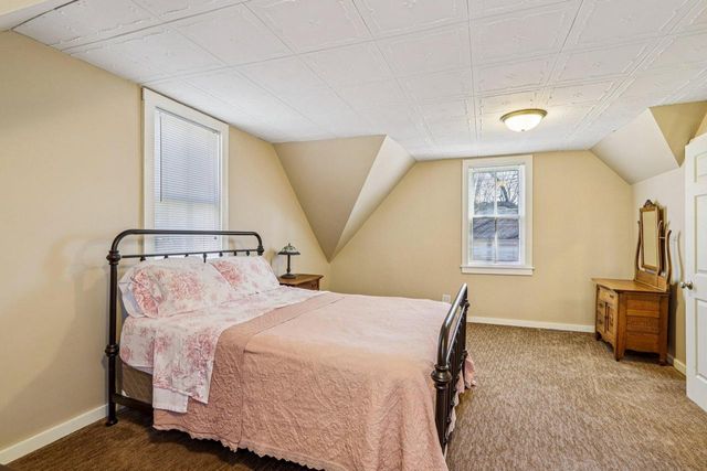 171 W Main STREET, Fontana, WI 53125