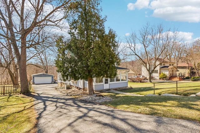 171 W Main STREET, Fontana, WI 53125