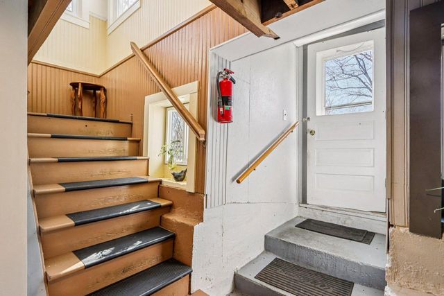 171 W Main STREET, Fontana, WI 53125