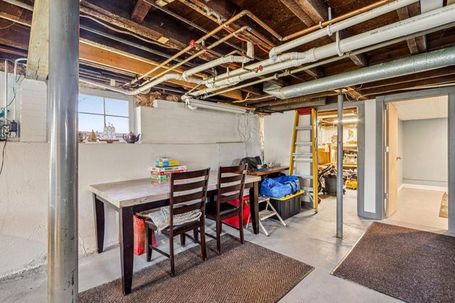 171 W Main STREET, Fontana, WI 53125