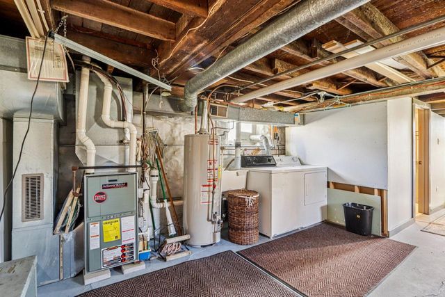 171 W Main STREET, Fontana, WI 53125