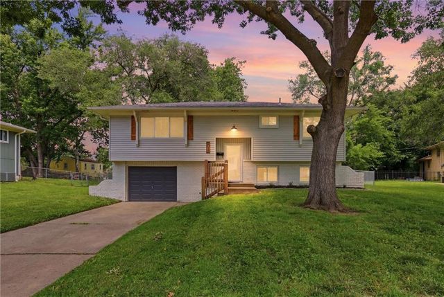 5012 Powell Avenue, Kansas City, KS 66106