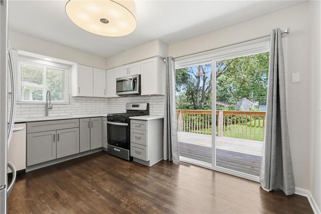 5012 Powell Avenue, Kansas City, KS 66106