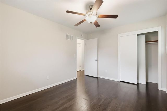 5012 Powell Avenue, Kansas City, KS 66106
