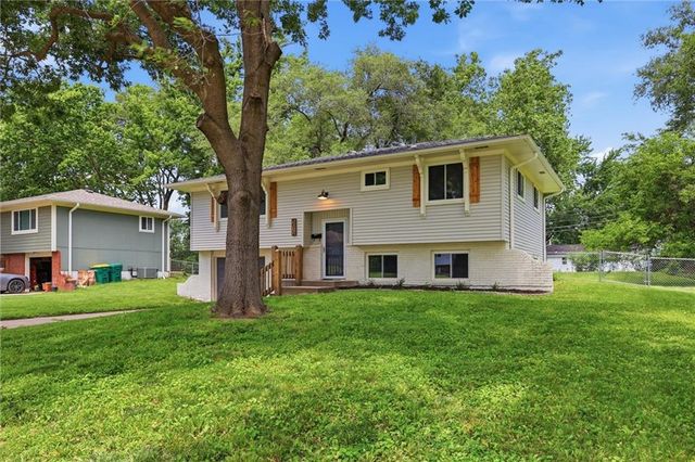 5012 Powell Avenue, Kansas City, KS 66106