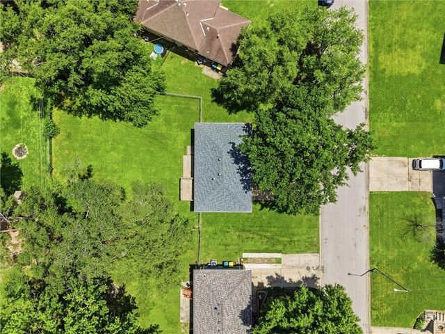 5012 Powell Avenue, Kansas City, KS 66106