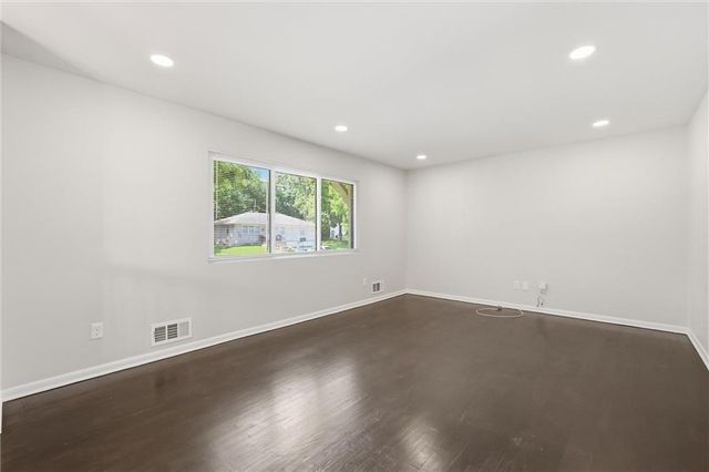 5012 Powell Avenue, Kansas City, KS 66106