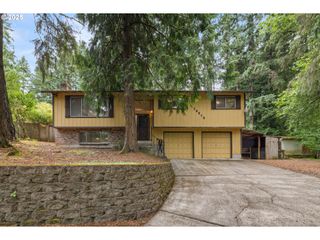 16615 S ANNETTE Dr, Oregon City, OR 97045