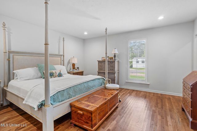 2332 E Northside Drive, Jackson, MS 39211