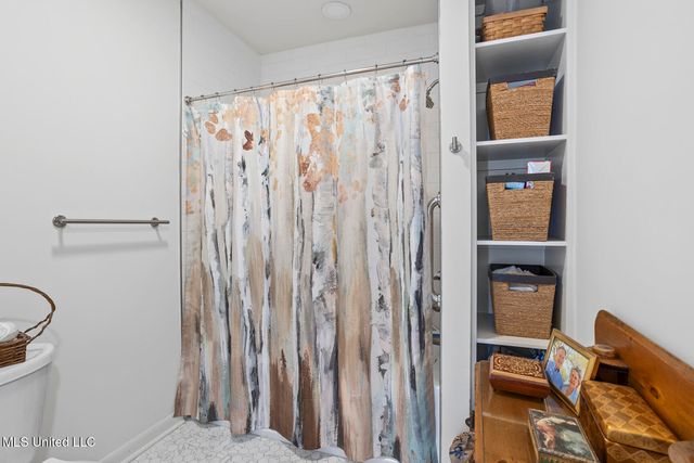 2332 E Northside Drive, Jackson, MS 39211