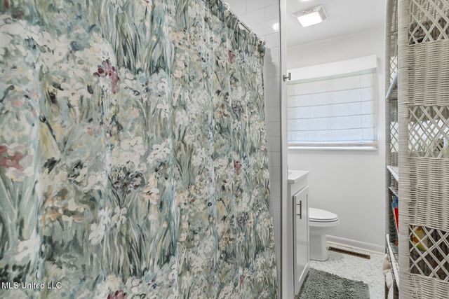 2332 E Northside Drive, Jackson, MS 39211