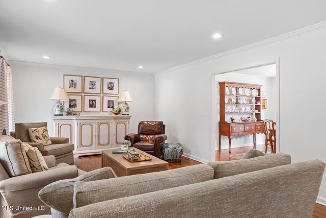 2332 E Northside Drive, Jackson, MS 39211