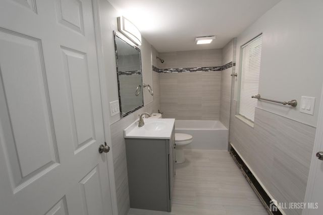 2 Maple Avenue, Plainsboro, NJ 08536