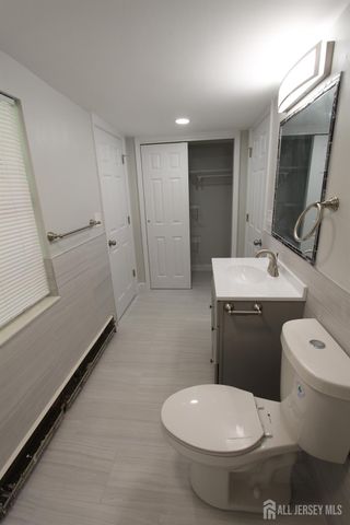 2 Maple Avenue, Plainsboro, NJ 08536