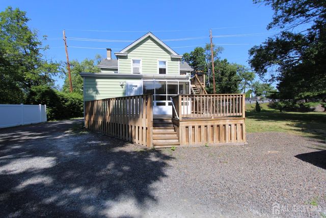 2 Maple Avenue, Plainsboro, NJ 08536